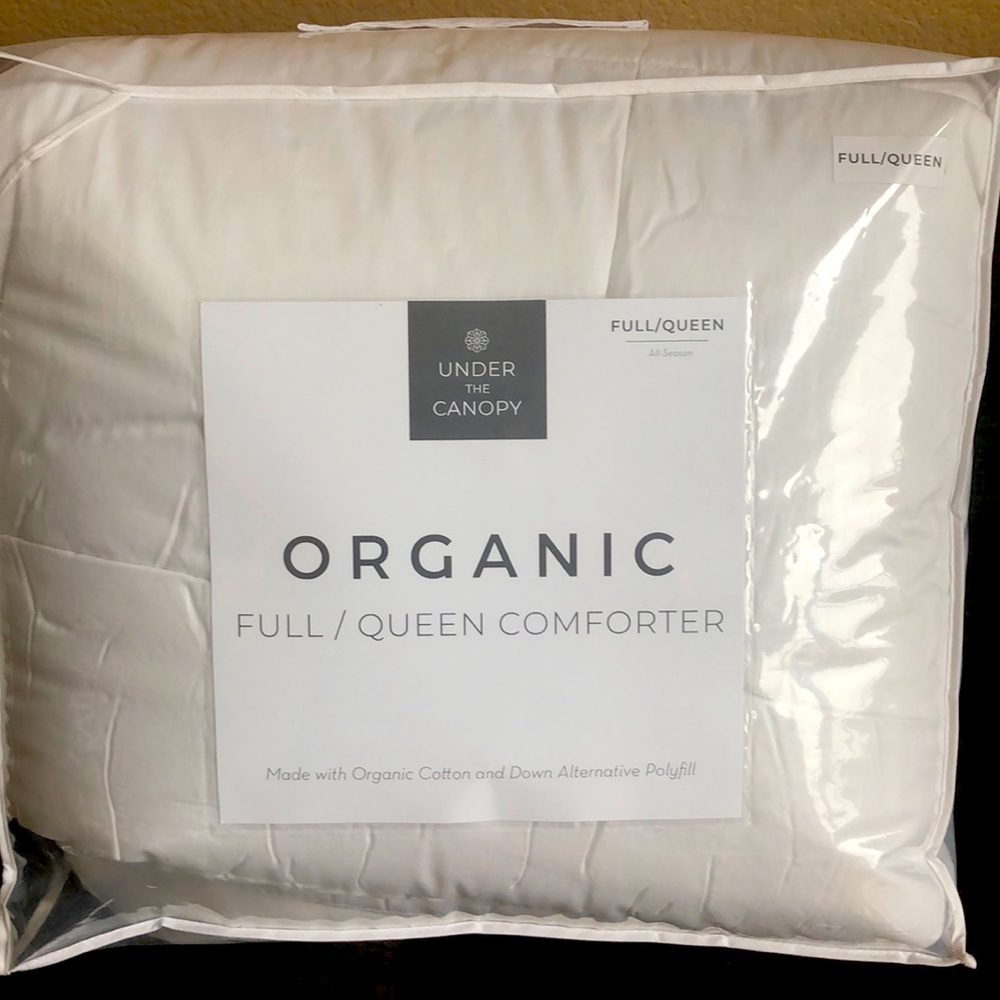 Organic Full/Queen Comforter by Under The Canopy
